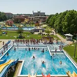 Hotel Boni Csaladi Wellness 3*